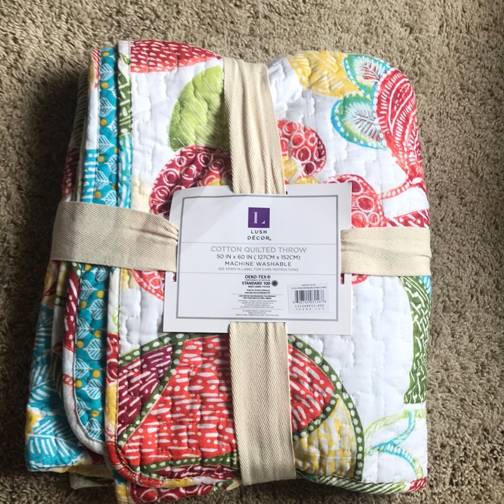 Lush Decor Cotton Quilted Throw